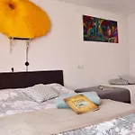 Sobe - Stremljan Ljubljana Gæstehus 3*