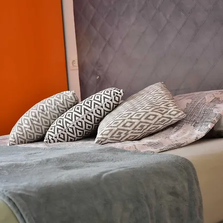 Sobe - Stremljan Ljubljana Gæstehus 3*