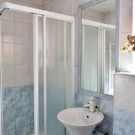 Pensión Sobe - Stremljan Ljubljana 3*