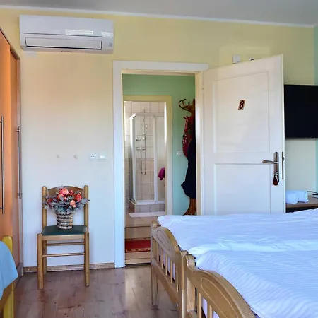 Sobe - Stremljan Ljubljana Pensión Medvode